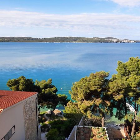 Villa Penava, Private Beach, Pool And 7Min To Trogir Buitenkant foto