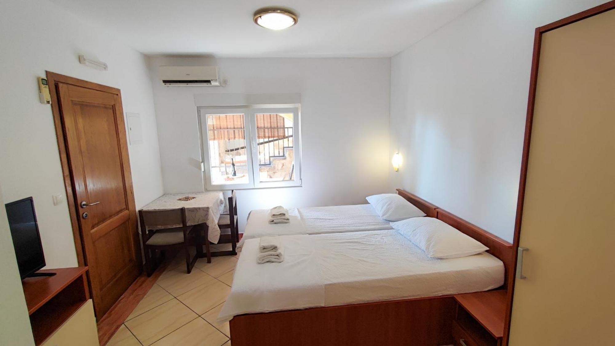 Villa Penava, Private Beach, Pool And 7Min To Trogir Kamer foto
