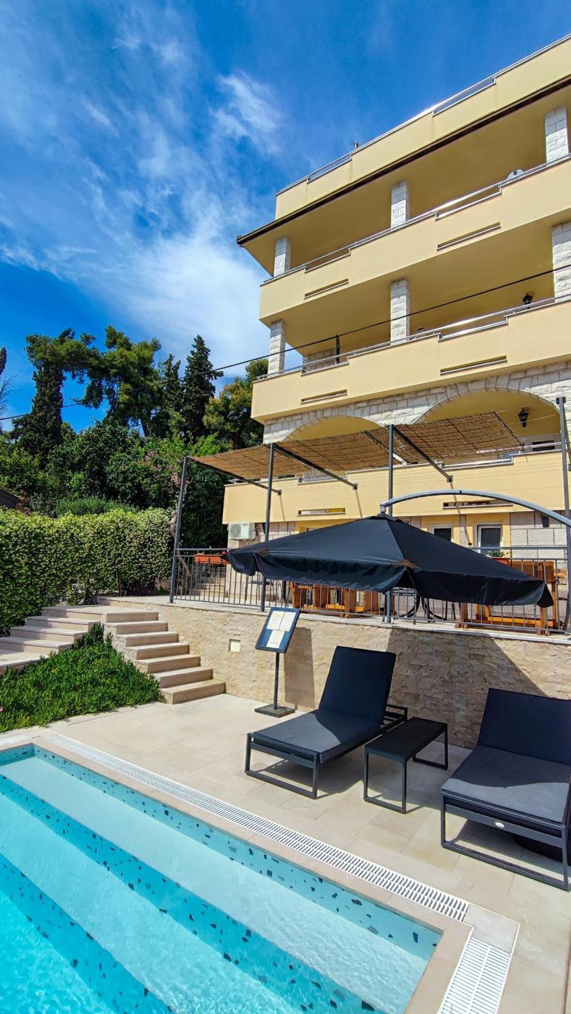 Villa Penava, Private Beach, Pool And 7Min To Trogir Buitenkant foto