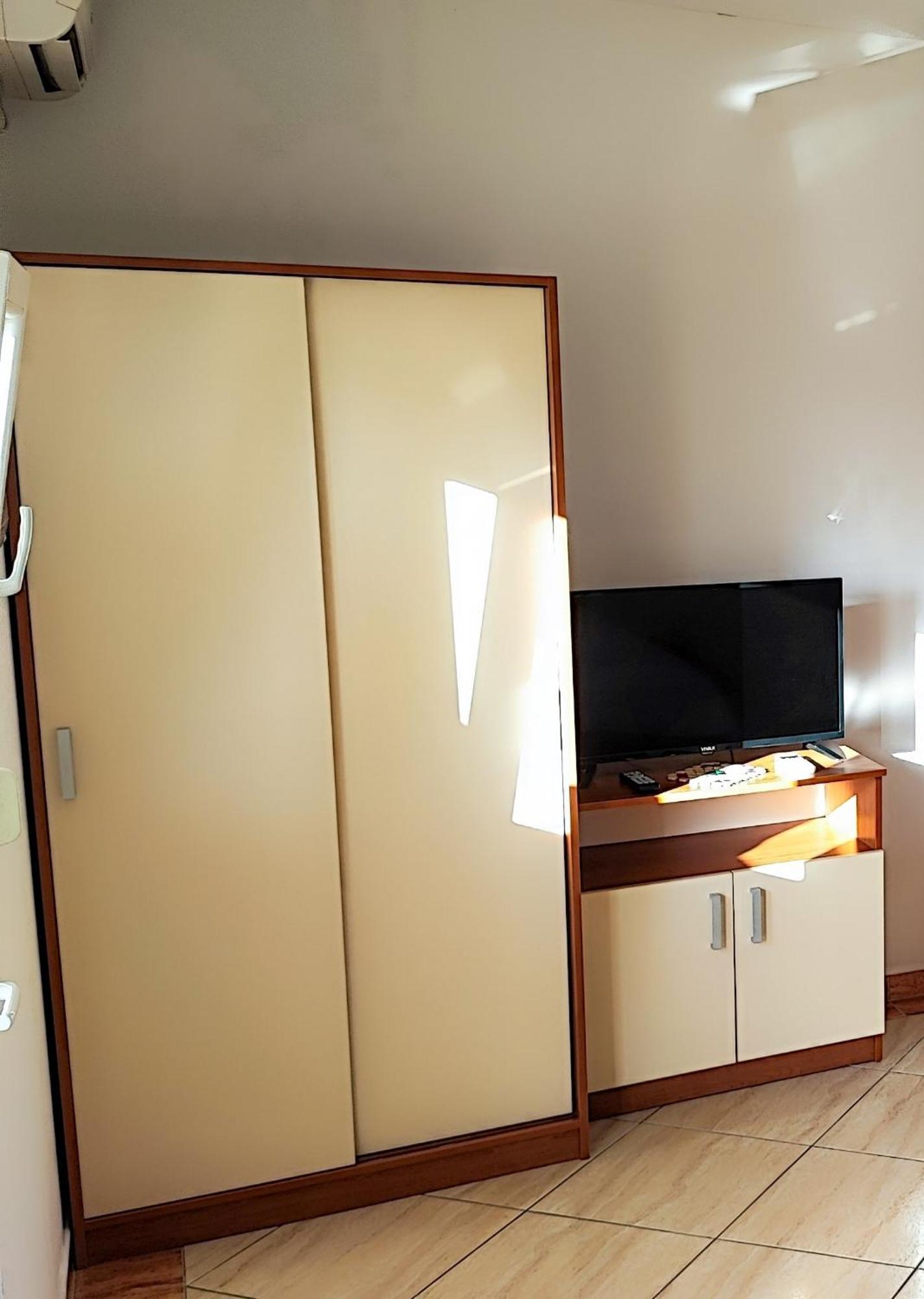 Villa Penava, Private Beach, Pool And 7Min To Trogir Kamer foto